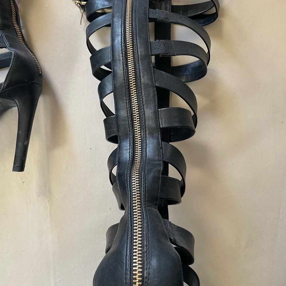 Tildon Black Knee High Gladiator Heels - Picture 2 of 9